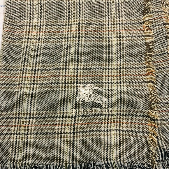 AUTHENTIC BURBERRY VINTAGE SCARF - Picture 4 of 5
